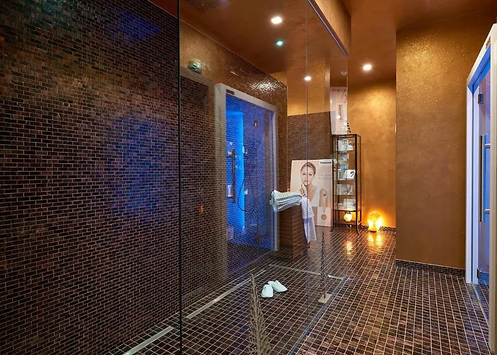 Ricaroka Hotel